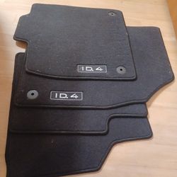 ID.4 Carpet Mats