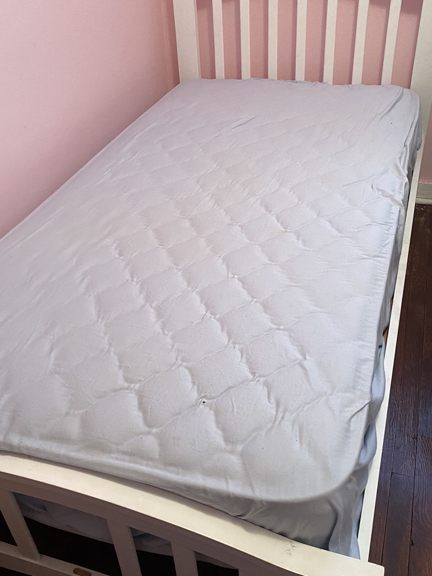 Child’s Twin Bed - FREE