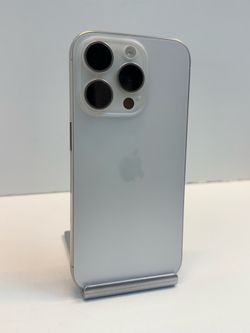 Apple iPhone 15 PRO 256gb. ( Unlocked Phone )