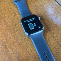 Apple Watch Series 4 - 44 MM - Black Band (Good Condition)
