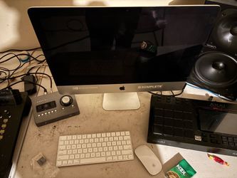 Apple IMac with thunderbolt