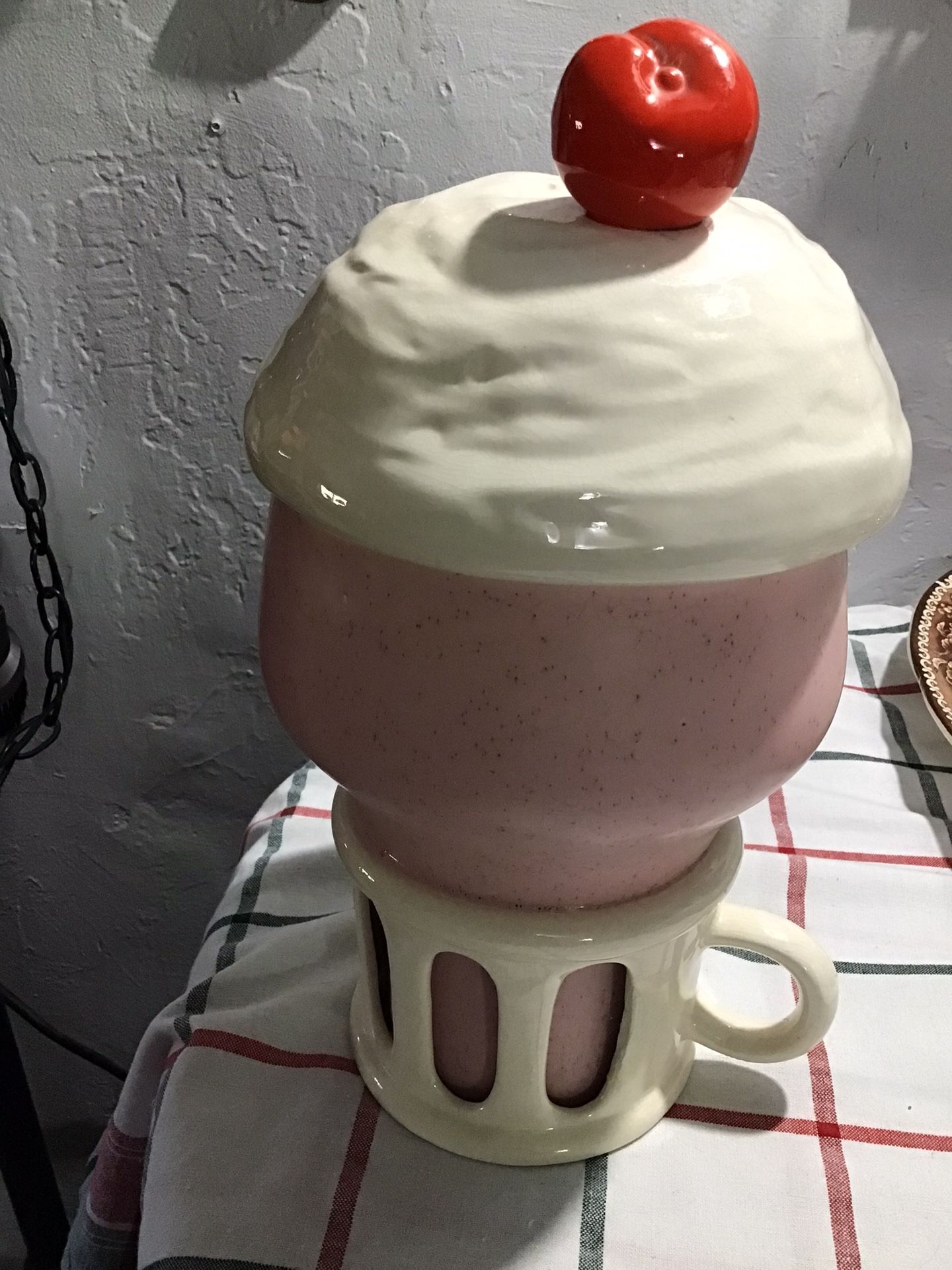 Vintage Strawberry Milkshake Cookie Jar ….no Chips Or Cracks…