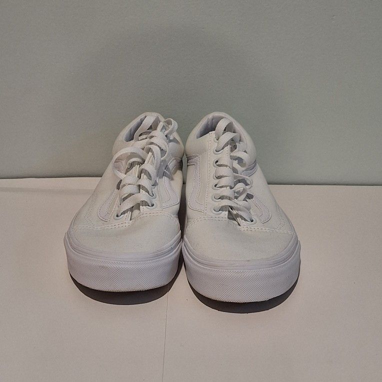 White Vans Old Skools Unisex Shoes