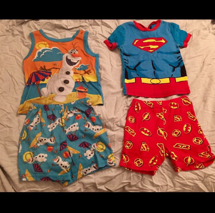 5T (Size 5) Boy Character—Superman / Justice League / Olaf) Pajama Bundle