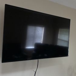 [Redecorating Sale] VIZIO - 60" Class V-Series LED 4K UHD SmartCast TV