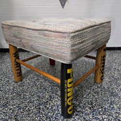 Fungo Baseball Bat Stool 