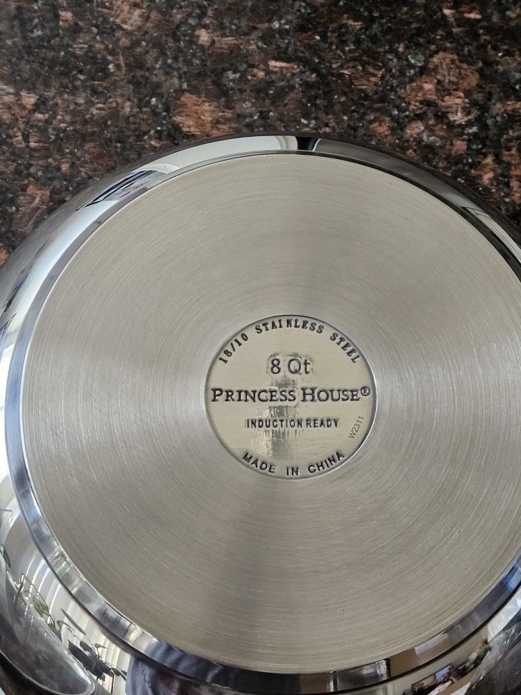 Princess House Olla 8 Qt/12 for Sale in Los Angeles, CA - OfferUp