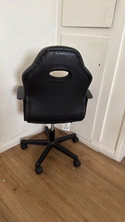 desk chair