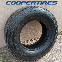 NEW Truck Tire Cooper Discoverer LT lt265 70r17.