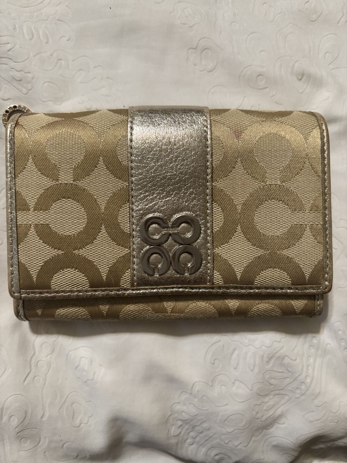 NWT Coach Signature C Gold Metallic Khaki Canvas Snap Bifold Wallet Clutch