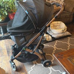 Pet stroller
