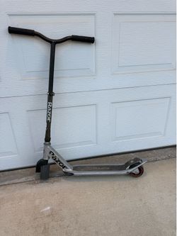 Razor scooter