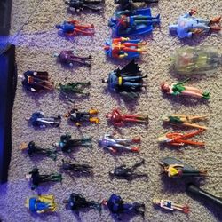 32 Dc Comics Action Figures Lot Of 4 Inch Figures