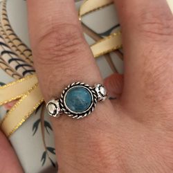 Sterling Silver Turquoise Gemstone Vintage Style Ring 10