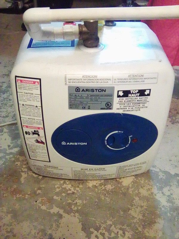 Ariston Water Heater