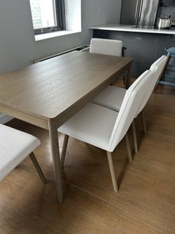 Dining table set