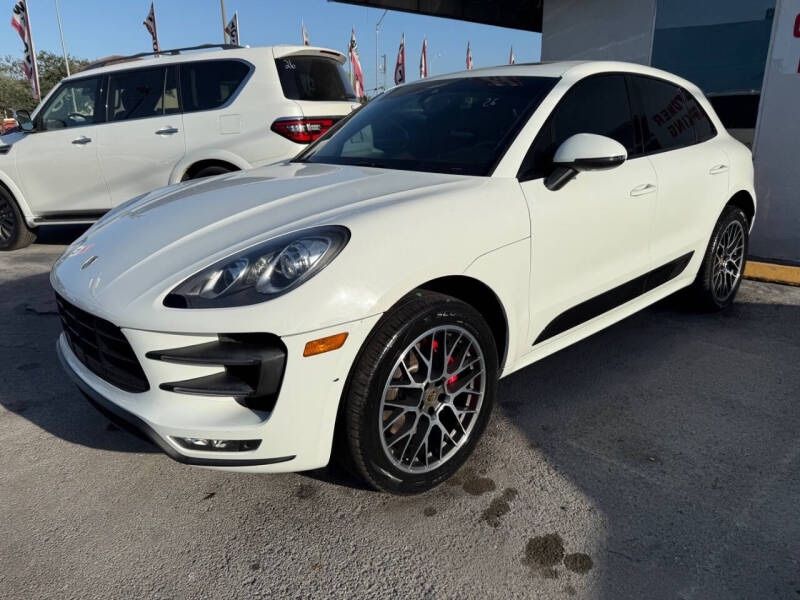 2015 Porsche Macan