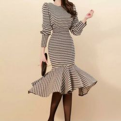 Two Piece Women's Solid Set Size Medium 