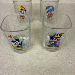 VINTAGE 2000 McDonald's Disney World Celebration Glasses - Complete Set of 4