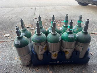 Lot of 10Medical Oxygen Cylinders
