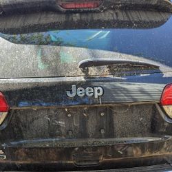 Rear Hatch Jeep grand Cherokee 