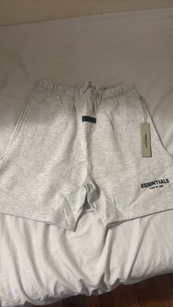 Light oatmeal Essentials shorts