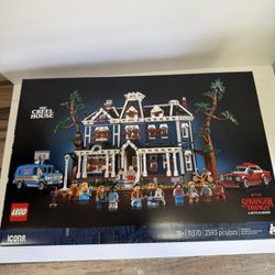Stranger Things Creel House Set 