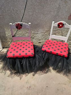 Kids chairs