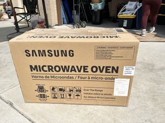 Microwave Oven