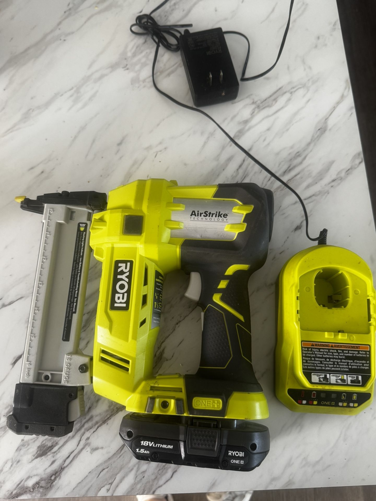 RYOBI Air strike Nail Gun