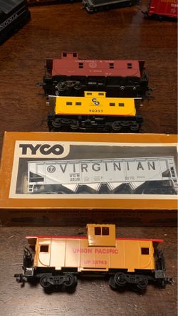 Ho scale trains Union Pacific , Virginian , C and O , Baltimore & Ohio .
