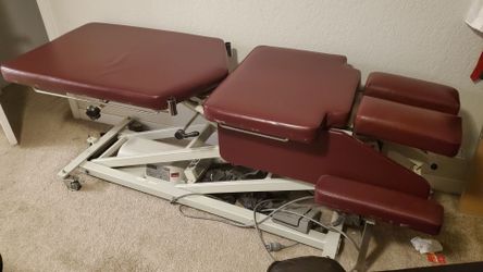 Hydraulic Massage Table - Traction Therapy Table - Maroon
