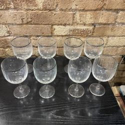 Set of 8 wine glasses (Tribeca Manhattan)