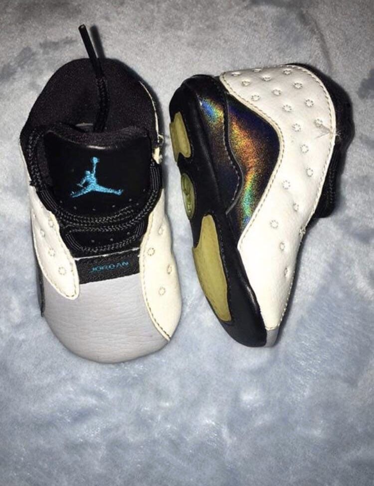 Boys Jordan’s size 2. Almost brand new