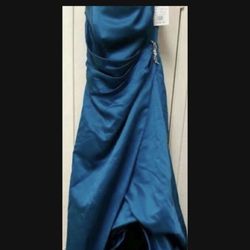 5 Brides Maids Dresses With Matching Shauls 