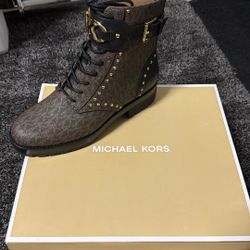 New Michael Kors Women Boots