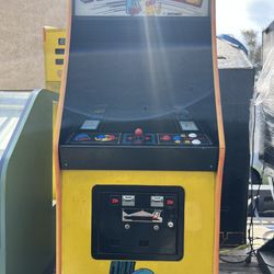 Pac-man arcade game
