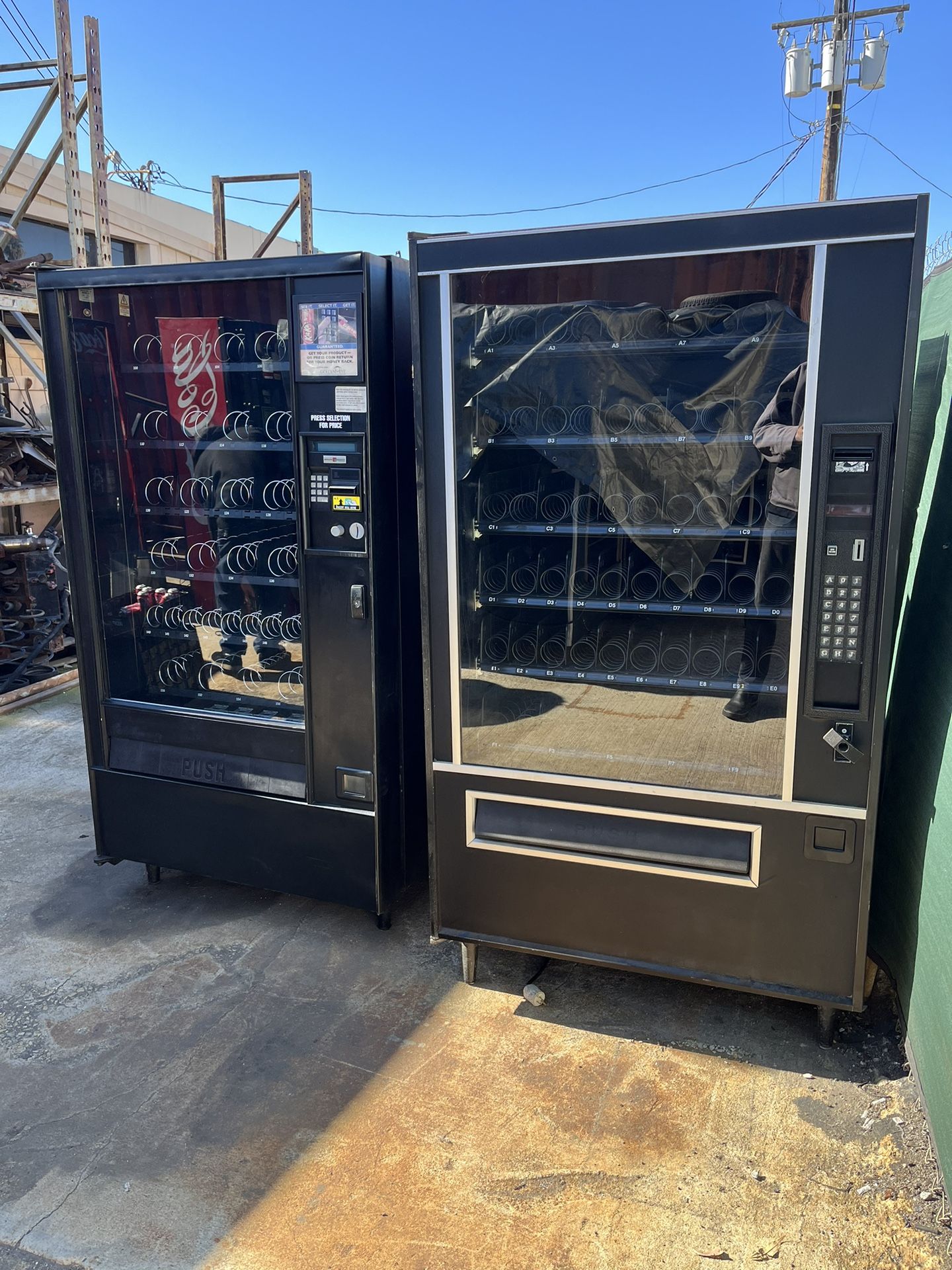 AP & USI 5 Wide Snack Machines , credit card ready for Sale in Orange ...