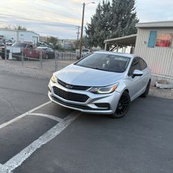 Checy Cruze2018 