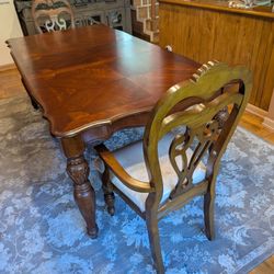 Dining Set 7 Piece In Walnut / Mahogany Finish