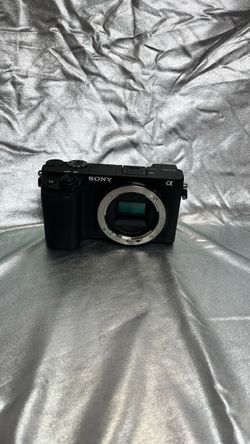 Sony A6400 Camera with Battery
