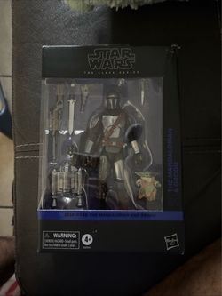 Star Wars Black Series Mandalorian & Grogu Figure