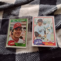 Baseball Bundle Awesome Pricing.  Yaz , Bench , Clemente, Grange, Smoltz, Cobb. Sanders, Murray.  Bundle Pricing.  Cash Porch Pickup Redmond 