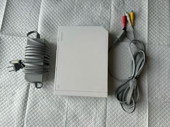 Nintendo Wii White Console System Bundle with Power Brick and AV Cables (Tested)