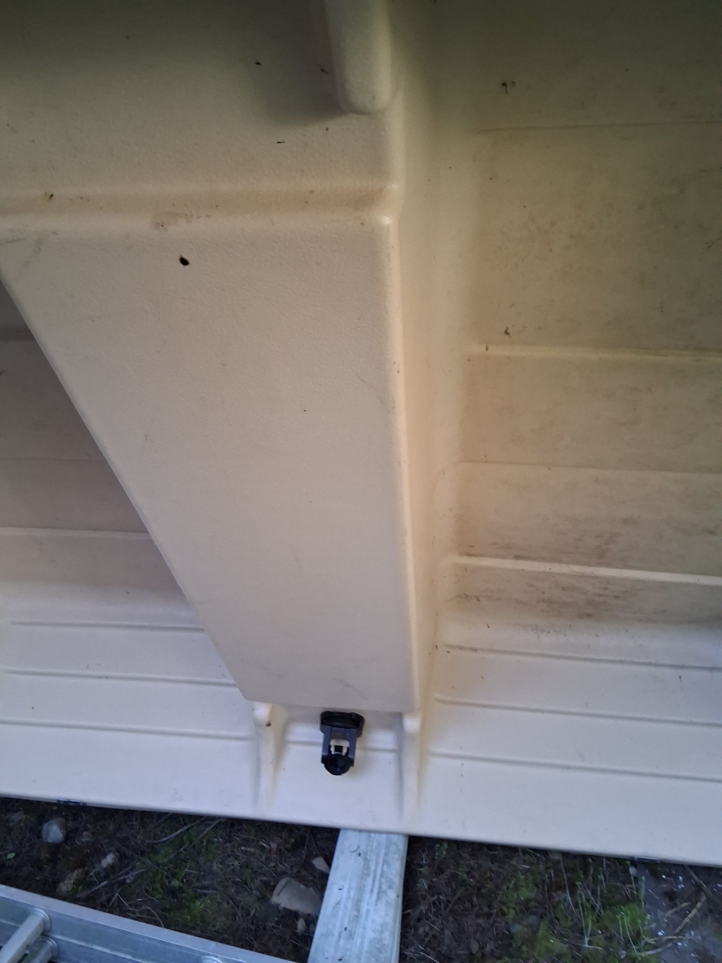 9.5 ft boat with ores, a fish finder, and a motor