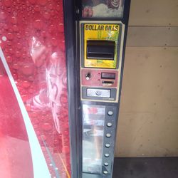 Coca Cola Vending Machine