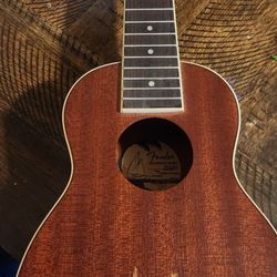 Ukelele Fender 