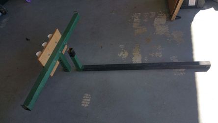 Tailgate extension pole