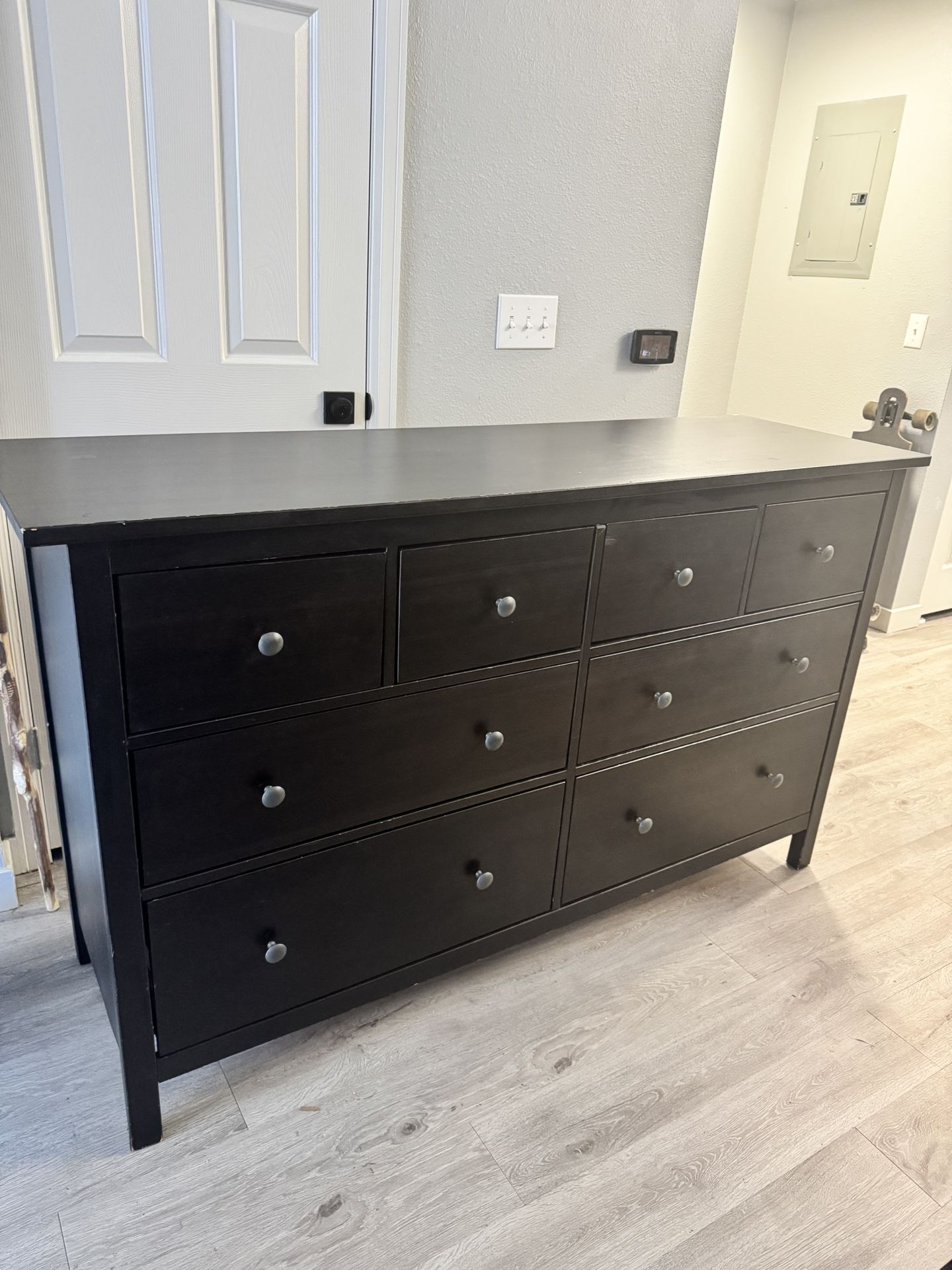 IKEA STORMÖLLA DRESSER - GOOD CONDITION 