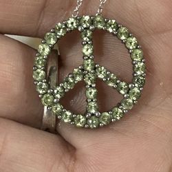 Beautiful Sterling Silver And  Crystal Peridot August Birthstone Necklace